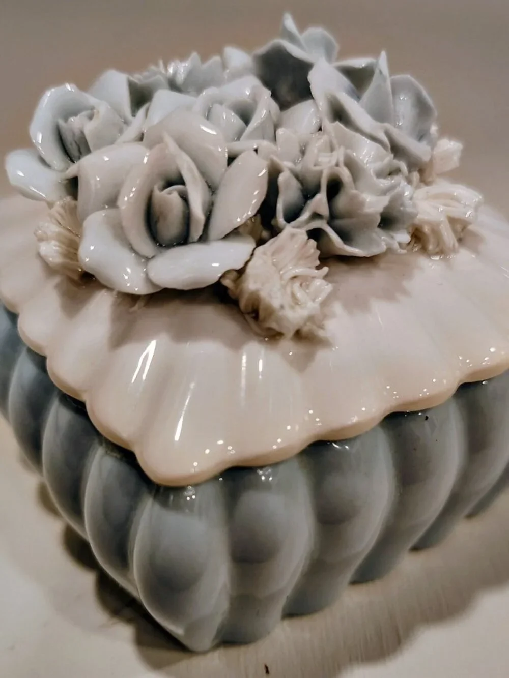 Vintage Japan Blue White Porcelain Floral Trinket Box